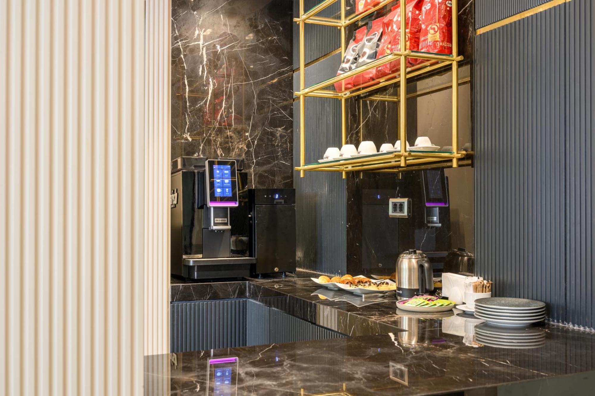 参议员塔克西姆酒店 伊斯坦布尔 外观 照片